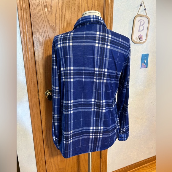 Rue21 Blue Plaid Shirt- Women’s Size XL - Picture 3 of 5